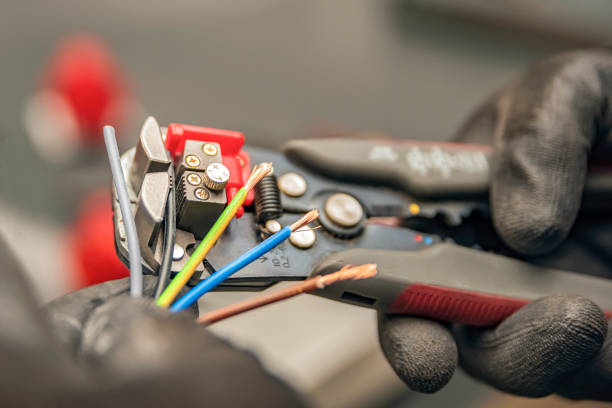 Best Circuit Breaker Repair  in Sardis, MS